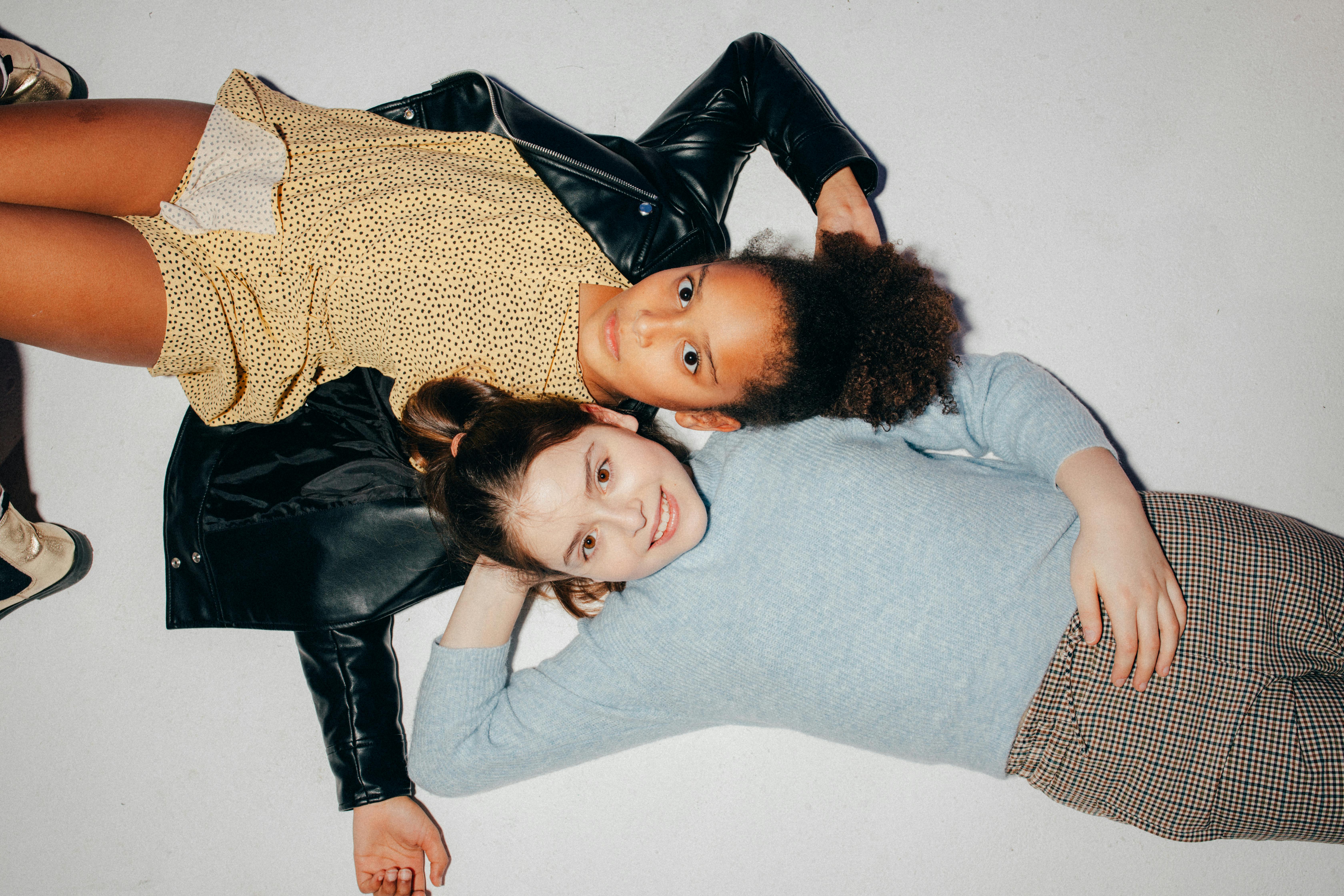 水蜜桃粉与清甜氛围的生活影像